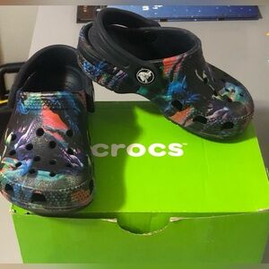 Crocs 7C
